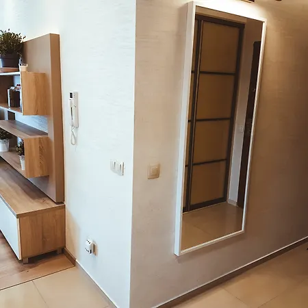 Stawowa With Private Garage Apartment